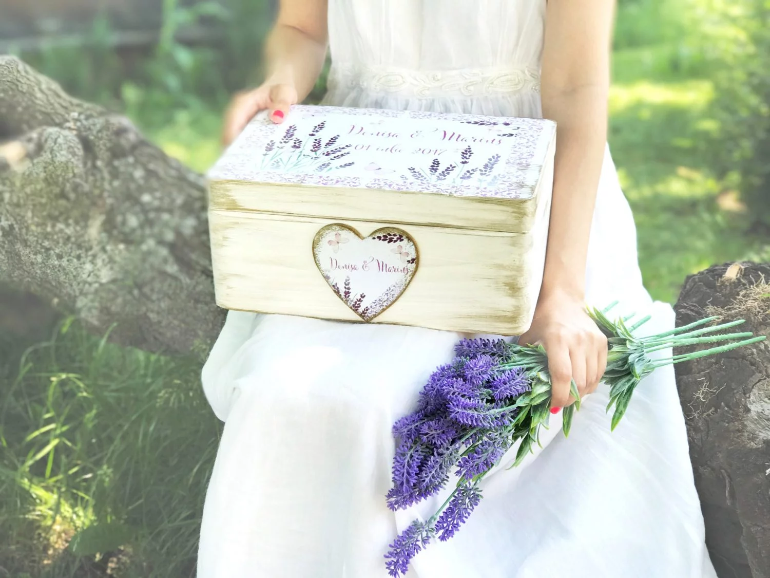 Lavanda - cutie personalizata nunta sau botez
