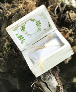 Alternative view of Cutiuta verighete personalizata - Natura