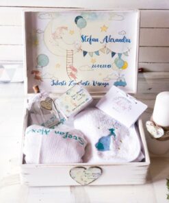 Alternative view of Trusou Botez Personalizat Iepurasi si Luna Bleu