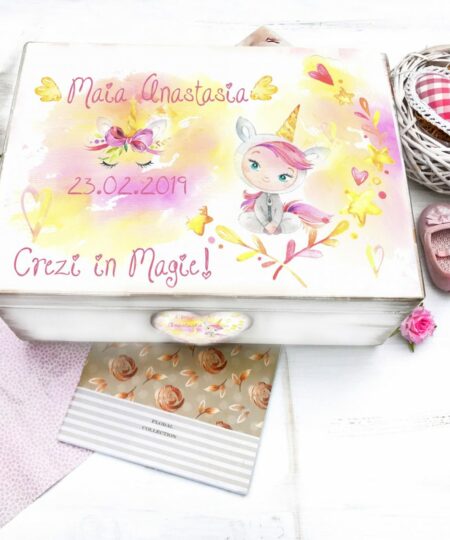 Cutie personalizata copii - Simpaticii Unicorni