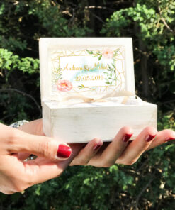 Alternative view of Cutiuta verighete personalizata - Auriu