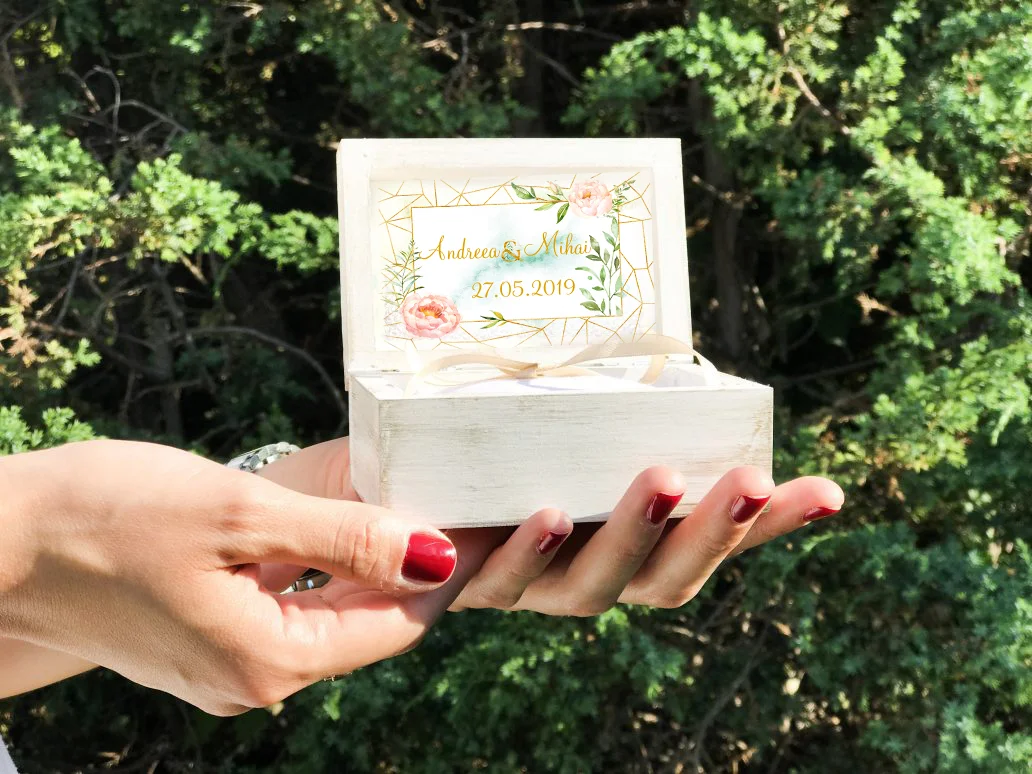 Cutiuta verighete personalizata - Auriu - imagine 2