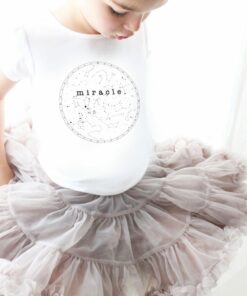 Alternative view of Tricouri Familie Cer