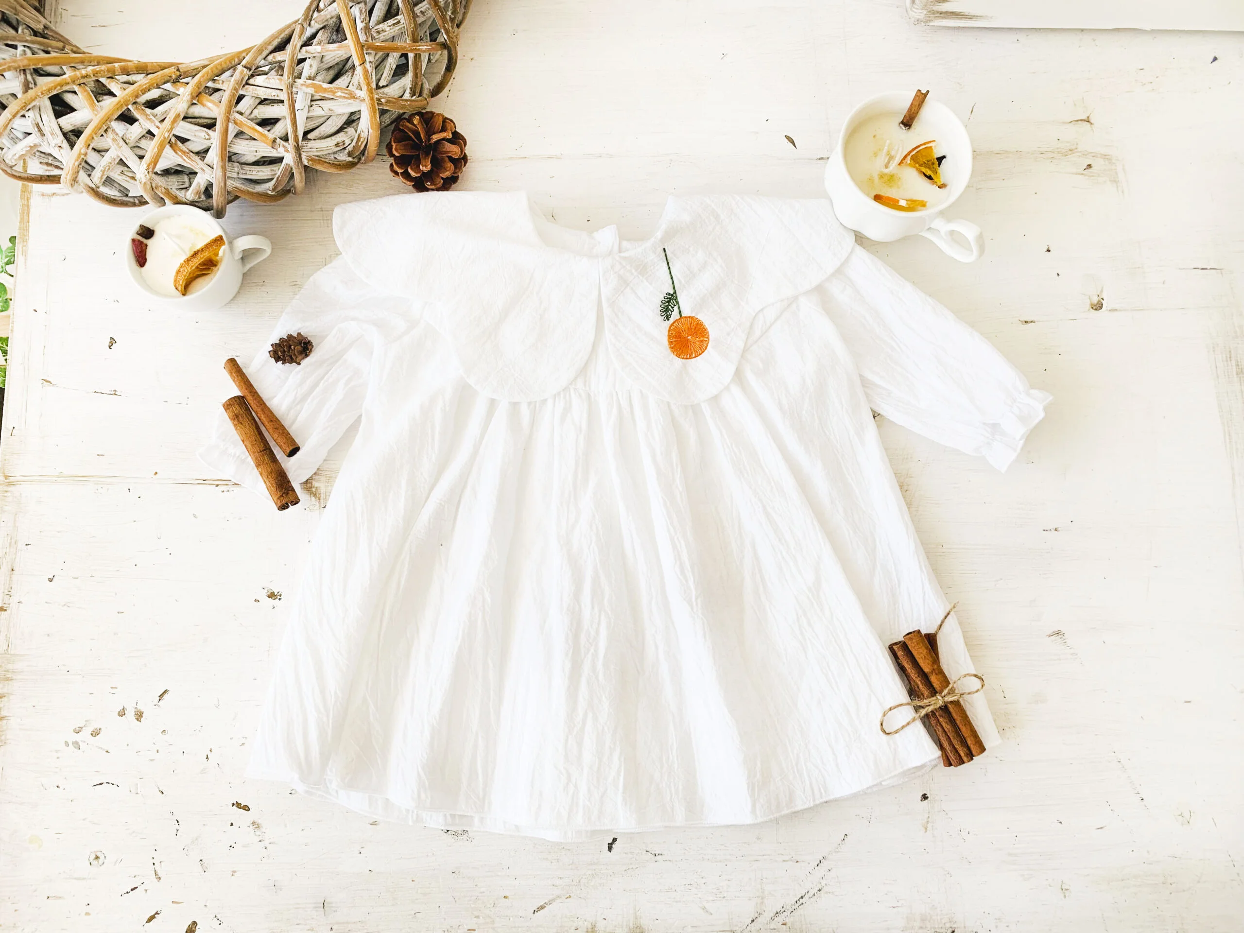 Rochita Crăciun Alba Personalizata Portocala