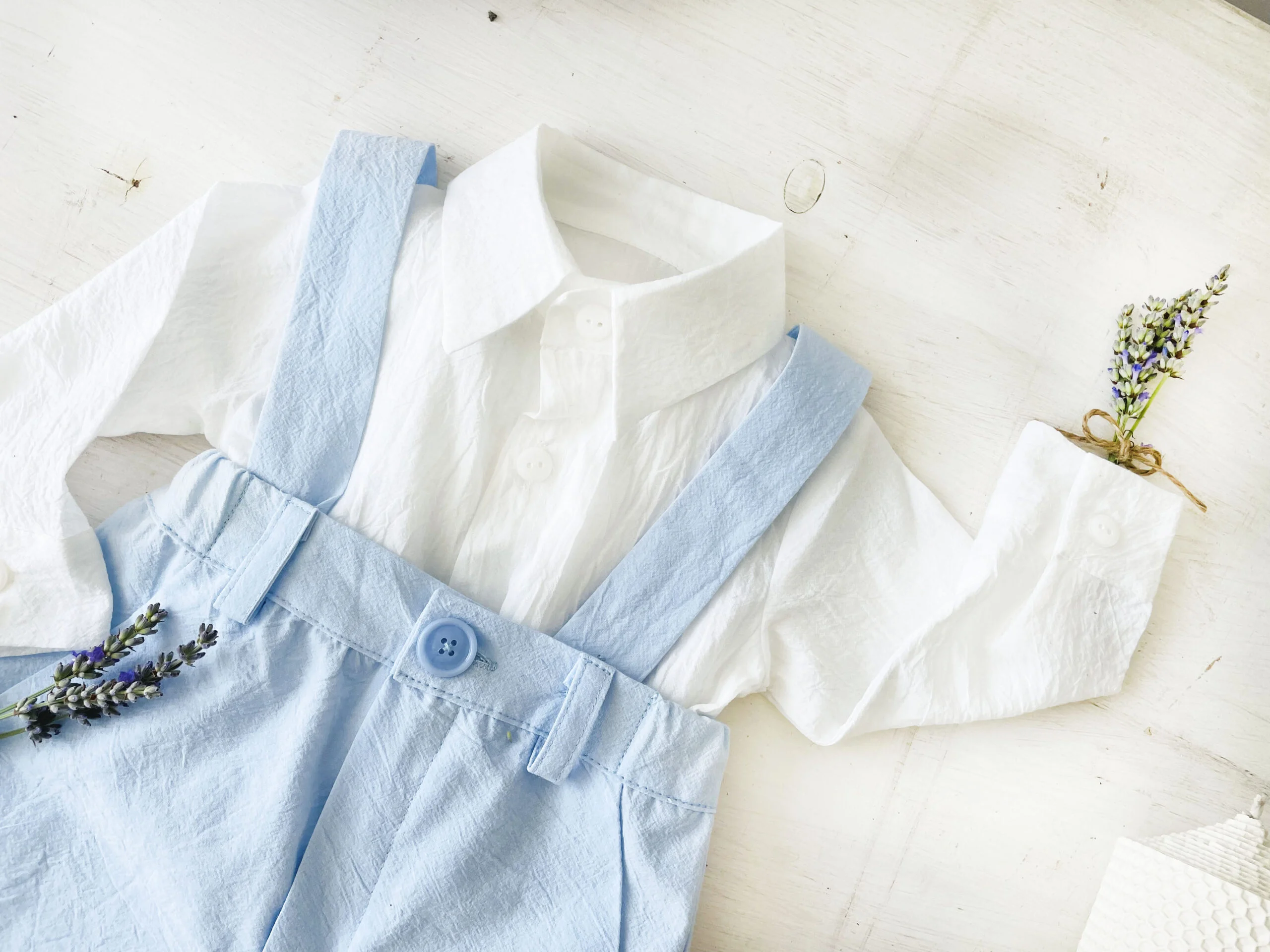 Set camasa body & salopeta bleu personalizat - imagine 3