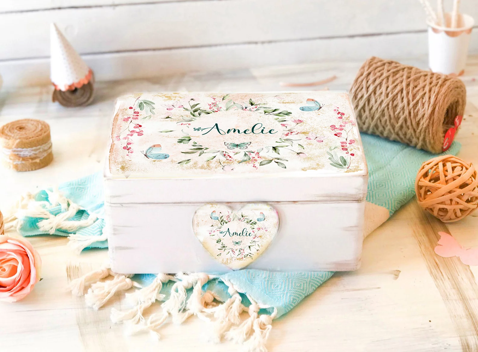 Cutie personalizata amintiri Fluturasi