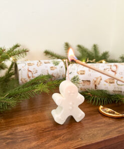 Alternative view of Om de Turta Dulce - Lumânare din ceara de soia