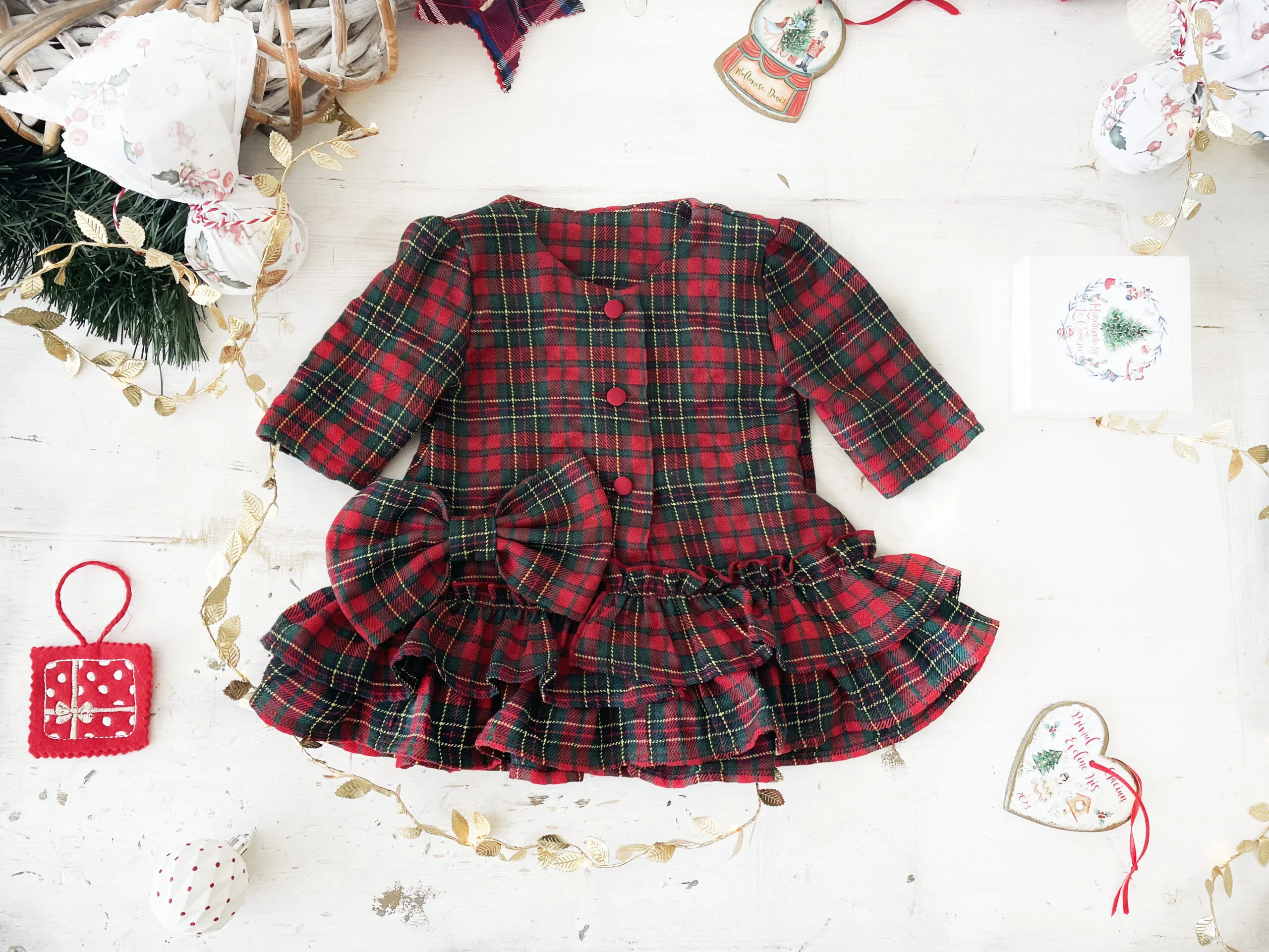 Rochita Craciun  în Carouri cu Fundița Personalizata