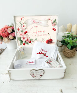 Alternative view of Trusou Botez  Personalizat Cirese