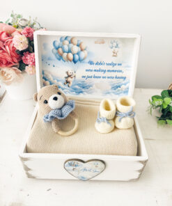 Set cadou bebe cu botoșeii și păturică păturică personalizat Ursulei în Zbor