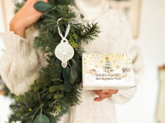 Set Cadou Ornament Portelan si Cutiuta Personalizata Crăciun