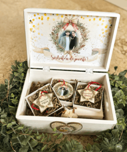 Alternative view of Craciun de Vis – cutie personalizata cu fotografia ta