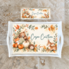 Set 1 An Animăluțe de Toamnă cu tăviță moț și cutiuță personalizată. Design watercolor cu ursuleț, vulpiță, căprioară și dovleci. Ideal pentru prima aniversare.
